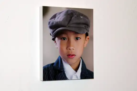 Vaklab afdruk verlijmd op kunststof blok, keuze uit diverse maten, mat zijdeglans of glans afwerking.