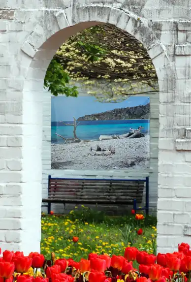 Doorkijkje met tuinposter verfraaid.